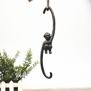 铸铁复古猴子长吊钩S型大挂钩悬挂花盆吊篮风铃 铁艺家居装饰钩子