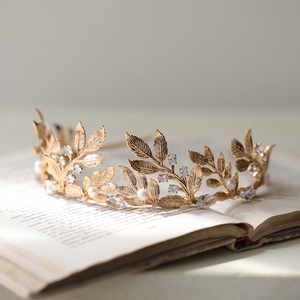 新款原创复古新娘头饰希腊女神铸铜微镶皇冠王冠花环发箍表演发饰