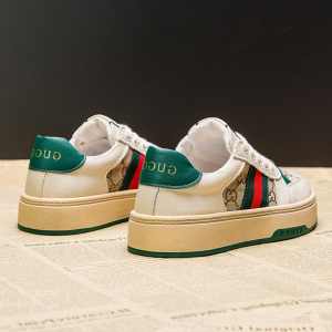 平底板鞋女春季百搭酷奇小白鞋2021新款真皮透气休闲女鞋丑萌鞋子