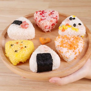 日本进口三角饭团模具食品级儿童吃饭的神器创意寿司米饭造型便当