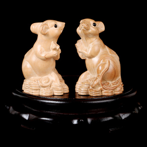 2022虎年属牛福鼠送吉灵鼠赐瑞桃木摆件客厅办公室摆设