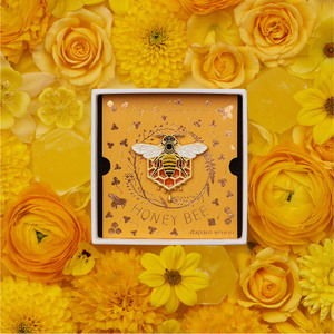 daparo蜜蜂设计师原创胸针可爱日系珐琅高档女男生日礼物精致徽章