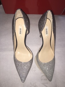 000人付款天猫美国直邮guess/盖尔斯凉鞋女鞋夏季仿皮时尚坡跟高跟