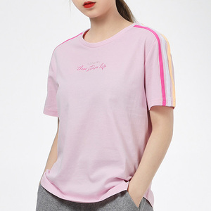 阿迪达斯粉色短袖女2023夏季新款纯棉透气上衣休闲半袖T恤GP5530