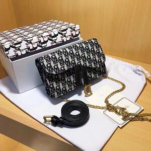 迪奥女王包包女2020新款老花刺绣链条包二合一woc单肩斜跨腰包潮