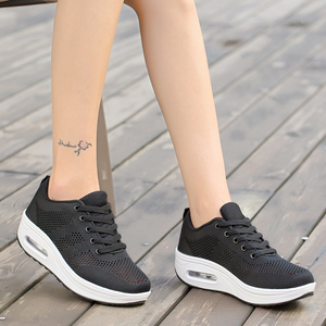 2024正品网面透气摇摇鞋女白色春夏款运动休闲鞋厚底松糕鞋瑶瑶鞋