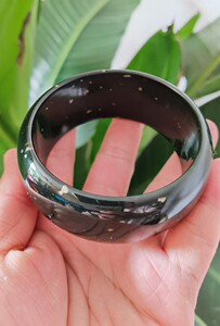 和田玉黑青玉霸气超宽版油润细腻带金星手镯!