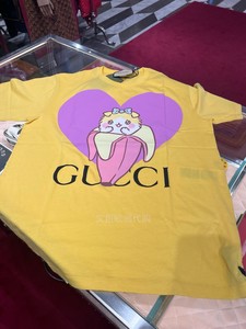 奥地利奥特莱斯代购Gucci古驰女士黄色爱心香蕉猫休闲百搭短袖T恤