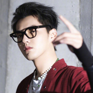 黑框近视眼镜男吴亦凡同款可配有度数防蓝光素颜gm平光眼睛架女潮