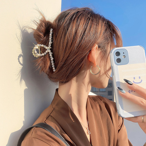 固定头发夹子头饰发夹网红2021年新款后脑勺抓夹大号发抓鲨鱼夹女