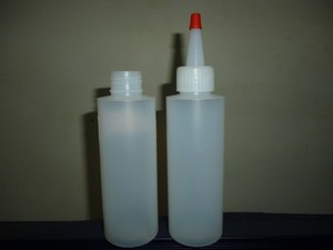 厂家直销120ML平肩塑料尖嘴瓶，HDPE塑料瓶，半透明瓶子，胶水瓶