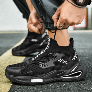 年轻男生流行搭配运动鞋好脚感应季透气飞织潮牌子厚底增高帅哥鞋