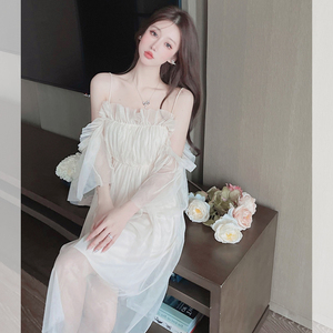 白纱裙连衣裙吊带裙仙女白色