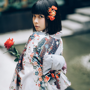 2021年日本民族改良版和服昭和风舞台复古清新淡雅茶花四件套浴衣