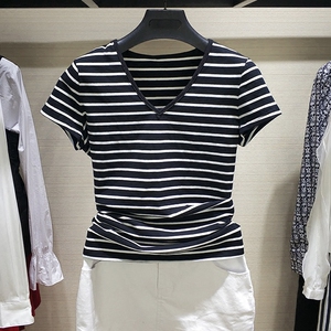 希哥弟思媞女装正品2022夏季新国内代购纯棉v领黑白条纹短袖t恤女