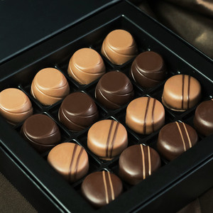 法芙娜法国进口多口味夹心巧克力礼盒装16颗新年情人节礼物限量款