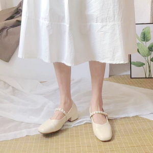 粗跟单鞋女复古奶奶鞋2021新款玛丽珍女鞋仙女风一字带中跟高跟鞋