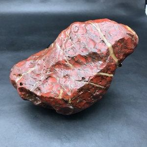 平云阁新疆哈密精品红伊丁石陨石天然造型原石漂亮小摆件20-9y-1