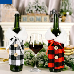 抖音同款圣诞装饰品格子布毛领酒瓶套创意红黑格子红酒瓶套装饰