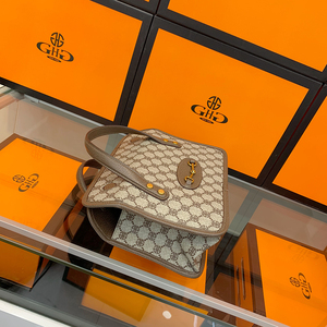 香港代购大牌ghg女包 2021新款斜挎包真皮托特包时尚小箱子包胸包