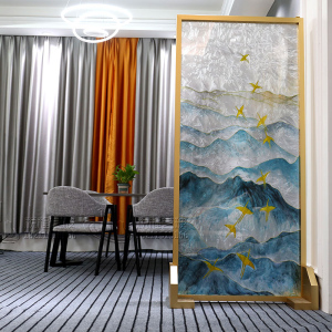 珐琅彩玻璃屏风