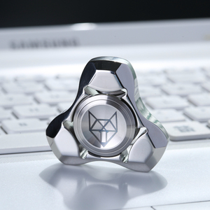 灵狐一代指尖陀螺解压玩具减压生气持久旋转稳定静音不锈钢玩具