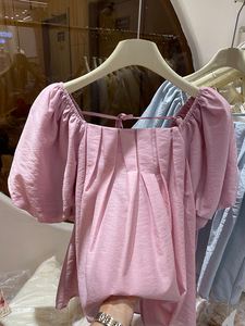 欧货衬衫女方领压褶娃娃衫上衣2024夏季新款一字领泡泡袖洋气小衫