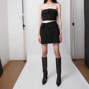 迷恋依来美旗舰店天猫性感挂脖吊带背心女露肩露肚脐裹胸抹胸2020