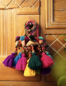 泰国手工刺绣老绣流苏彩色毛球钥匙扣铃铛装饰包挂挂件伴手礼物