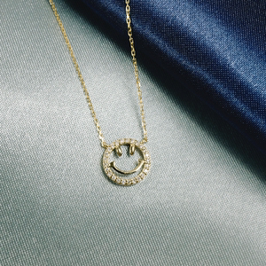 18k黄金笑脸钻石项链可爱emoji表情时尚钻石微笑项链star jewelry