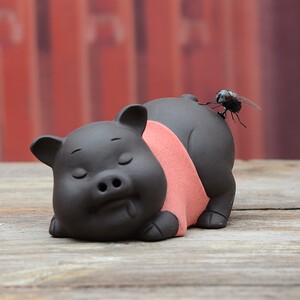 陶瓷紫砂可爱童趣小和尚家居桌面茶玩摆件苍蝇寓意一定赢车载装饰