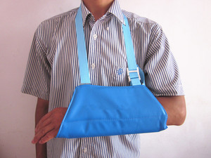 医用前臂吊带 前臂骨折吊带 前臂固定带木板吊带