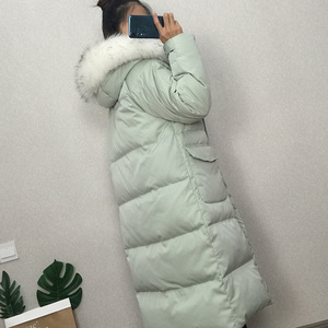 玲丽诚品淘宝雪中飞正品羽绒服女装中长款2021年新款白鸭绒大码修身