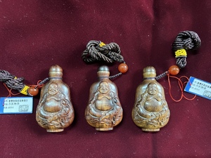 l天津老字号 益德成鼻烟壶紫檀弥勒招福鼻烟壶,买壶送闻药