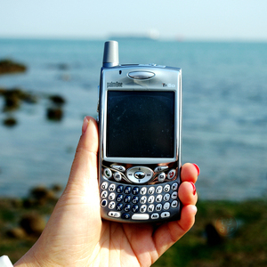 palm奔迈650treo掌上电脑元老 精美工业设计经典原装正品银脸灰色