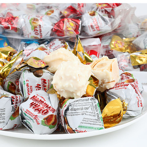 俄罗斯威化夹心进口斯拉夫榛子结婚零食巧克力味奶罐糖果年货食品