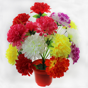 清明扫墓塑料花