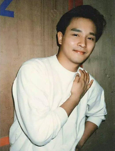 leslie哥哥张国荣同款衣服秋季新款男纯色卫衣圆领套头长袖男装潮