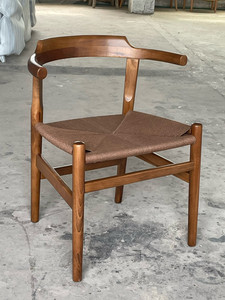 美式榉木实木带扶手休闲茶餐厅咖啡椅原木色西餐厅牛角椅黑色整装