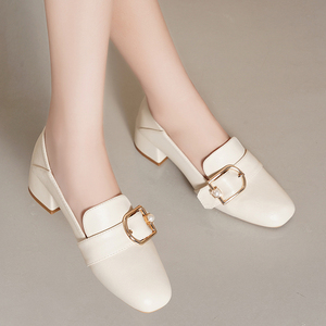 正品真皮意尔康断码清仓单鞋女中跟2022春季新款粗跟方头软底女鞋