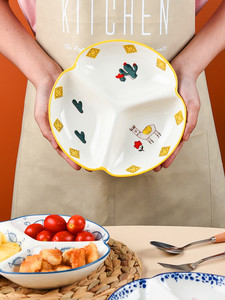 减脂分餐盘陶瓷儿童三格分割式餐盘圆形餐具网红分格菜盘分隔盘子