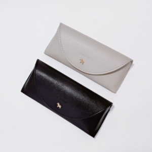 出口韩国秀智同款carin便携抗压皮质墨镜眼镜盒收纳袋