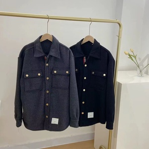 tb早春新款 金扣翻领开衫大口袋加厚毛呢 休闲衬衫女款夹克外套潮