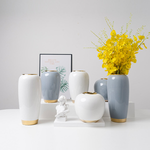 北欧创意陶瓷小花瓶现代简约干花插花家居装饰品玄关客厅桌面摆件