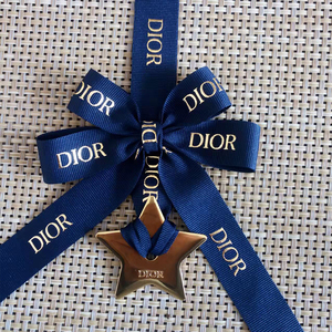 车载挂件五角星dior/迪奥星星吊坠丝带饰品送礼盒扩香石包包挂饰