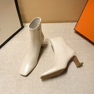 韩版潮牌白色短靴女高跟鞋子2023新款粗跟靴子女中筒法式瘦瘦靴潮