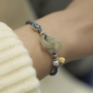 「世间美好」和田玉环环相扣手工编织手绳平安扣本命年手链闺蜜