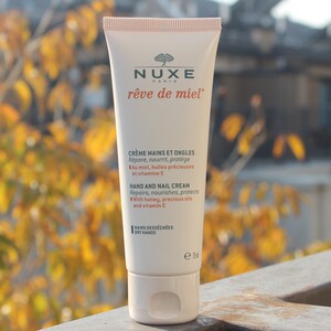 法国nuxe欧树蜜润滋养护手霜75ml蜂蜜护甲润手霜防干裂23.2月