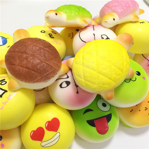 10cm慢回弹squishy仿真面包玩具软香点心台饰品摆件pu解压捏捏乐