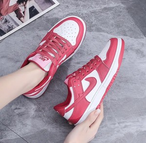 耐克aj粉色女鞋